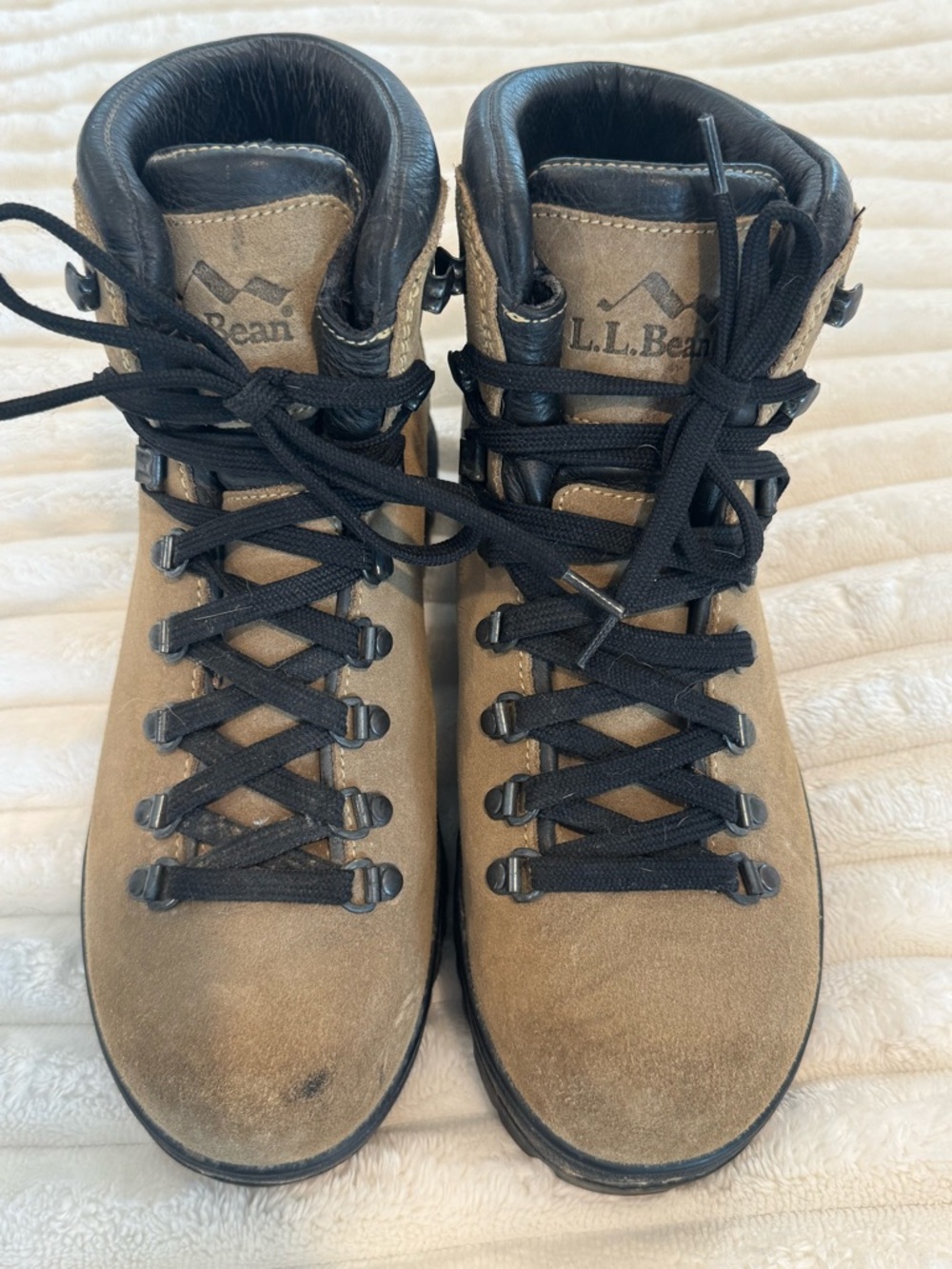 L.L. Bean Gore-Tex Hiking Boots Sueded Leather Vibram Sole M 8.5 W 10